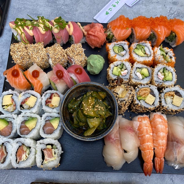 Foto tomada en Edo Sushi  por Anca M. el 4/10/2021