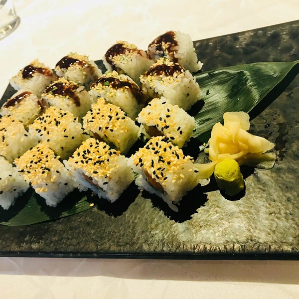รูปภาพถ่ายที่ Tokyo Japanese Restaurant โดย Anca M. เมื่อ 4/10/2018
