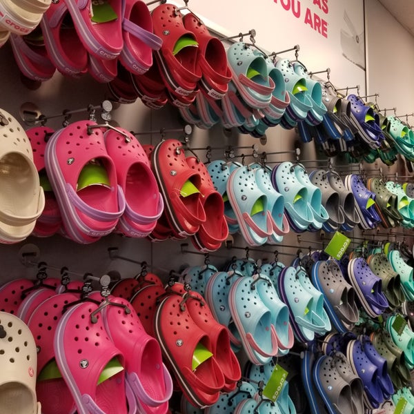 Crocs Again Giving Free Pairs To Healthcare Workers