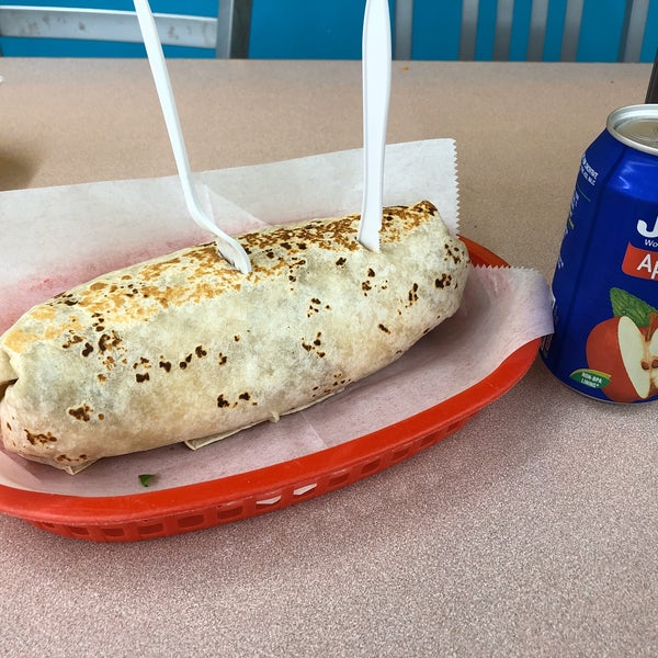 Mmm, don’t sleep on these burritos from the back of the store. Comes with a free drink!