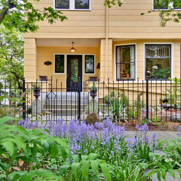 11th Avenue Inn Bed and Breakfast Bed and Breakfast in Seattle