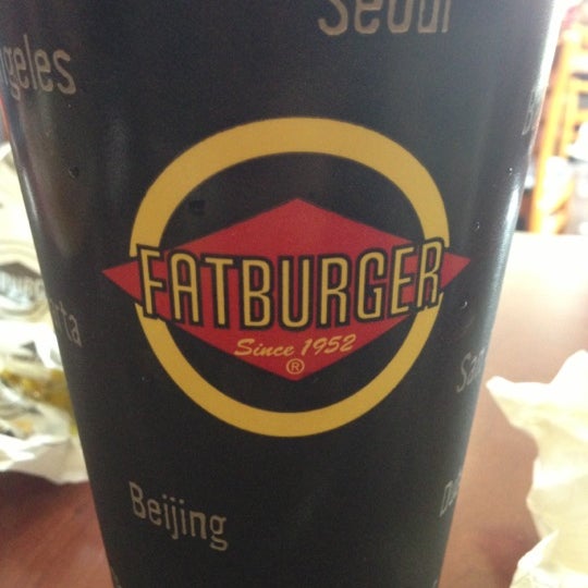 Photo taken at Fatburger by I&#39;m everywhere ! on 4/14/2013