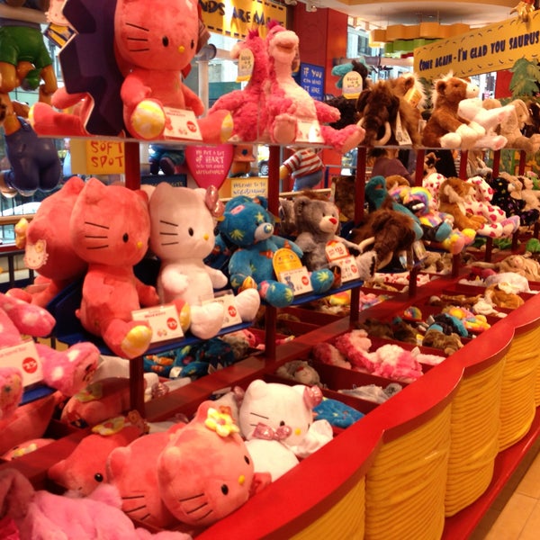 Build-A-Bear  Shopping in Midtown West, New York Kids