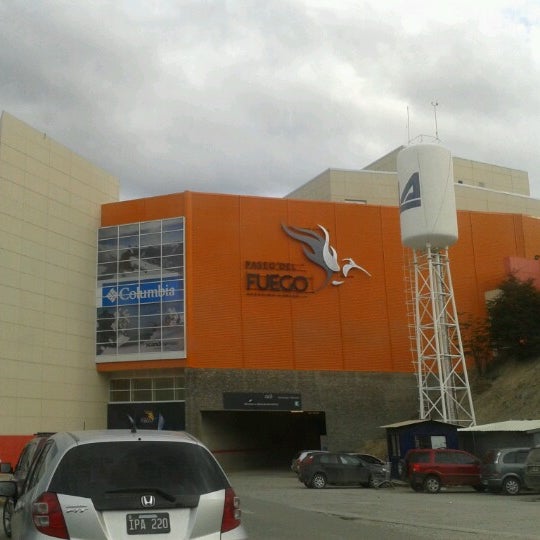 Das Foto wurde bei Paseo del Fuego Shopping von Fiore am 1/4/2013 aufgenommen