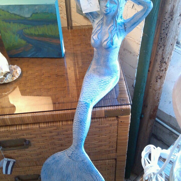 Feathers & Twigs Antique Store in Carrollton