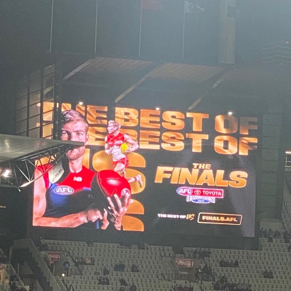 รูปภาพถ่ายที่ Melbourne Cricket Ground (MCG) โดย Stephen R. เมื่อ 9/2/2022