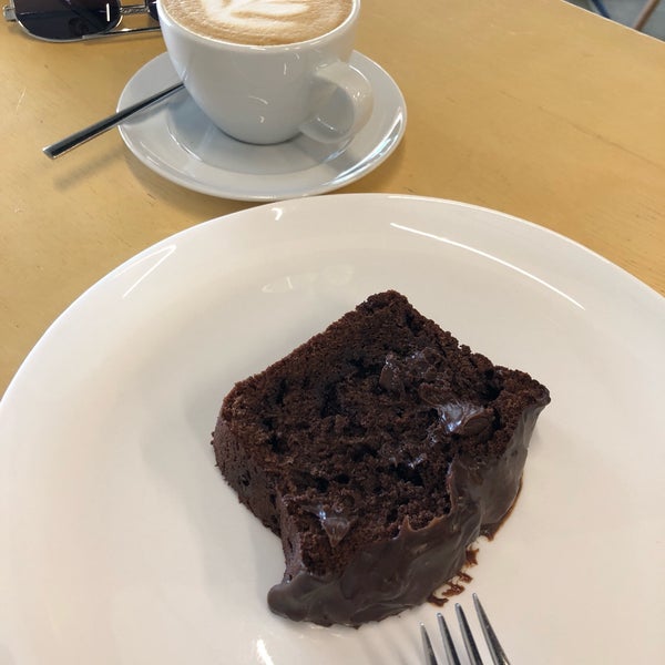 2/5/2018 tarihinde Bruno N.ziyaretçi tarafından Melbourne Café &amp; Co.'de çekilen fotoğraf