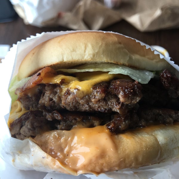 Amazing juicy burgers 👍