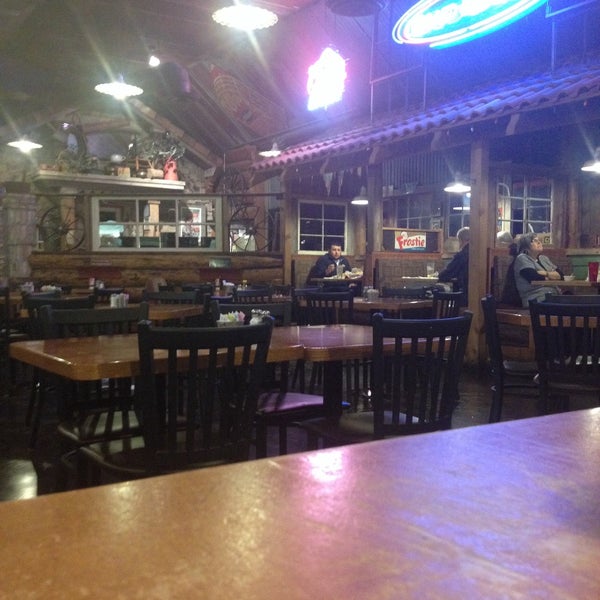 Foto tirada no(a) Daniel Boone&#39;s Grill &amp; Tavern por J michael S. em 1/14/2015
