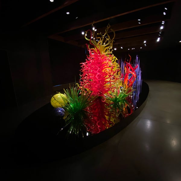 Photo taken at Chihuly Collection by Ethan B. on 1/7/2020