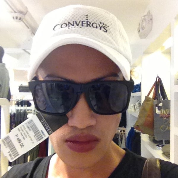 Fashion Hub Clothing Store