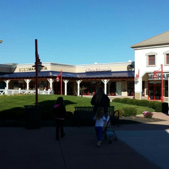 Photo taken at Tanger Outlet Jeffersonville by Tamon K. on 11/15/2015