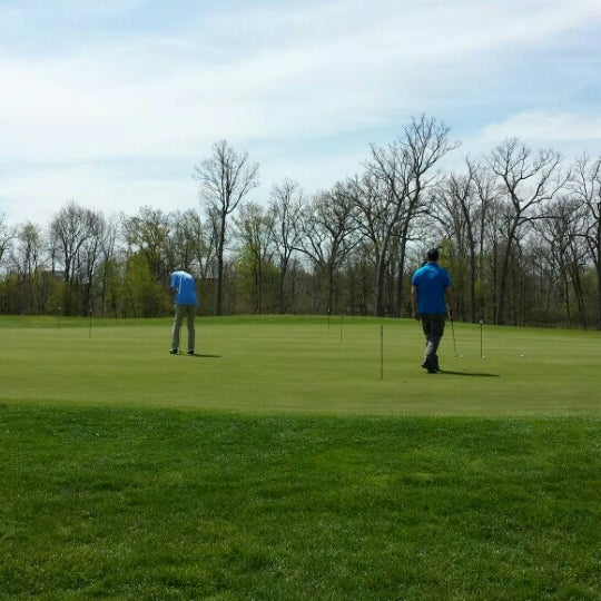 Photo taken at Delaware Golf Club by Tamon K. on 5/5/2015