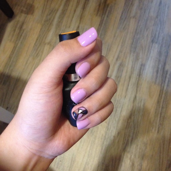 Bliss Nail Nail Salon in