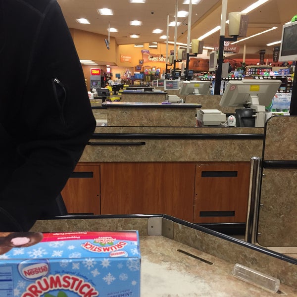 Bel Air Grocery Store in Elk Grove