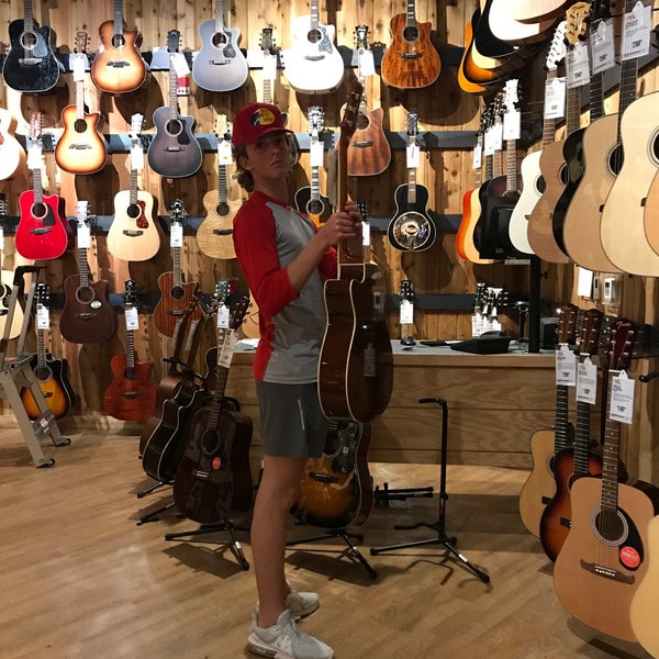 Guitar center willowbrook deals