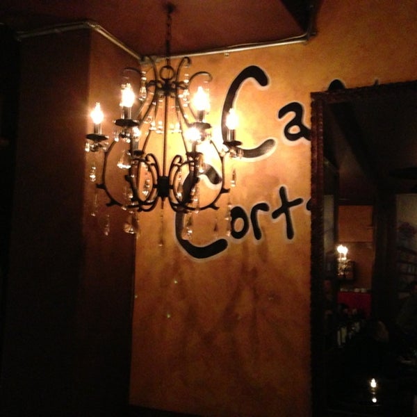 2/8/2013 tarihinde chris b.ziyaretçi tarafından Cafe Cortadito'de çekilen fotoğraf