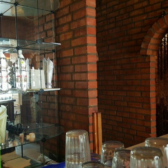 Кафе монарх сорочинск