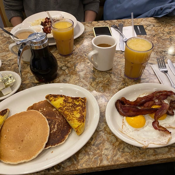 Photo taken at Westway Diner by Mihailo M. on 2/15/2020