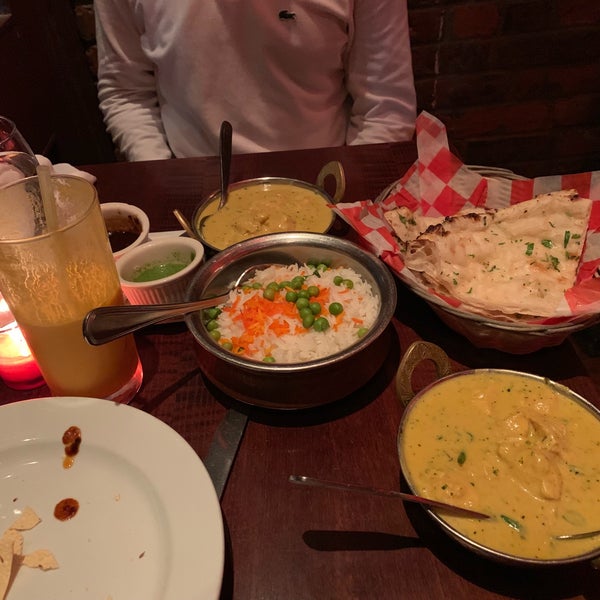 Foto scattata a Asya Indian Restaurant da Mihailo M. il 10/5/2018