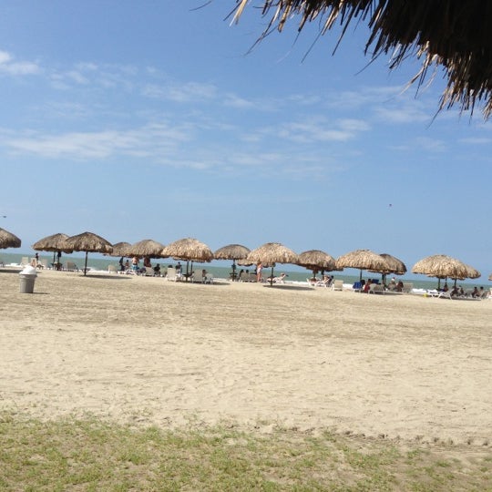 Das Foto wurde bei Playa Las Américas von Noper am 12/21/2012 aufgenommen