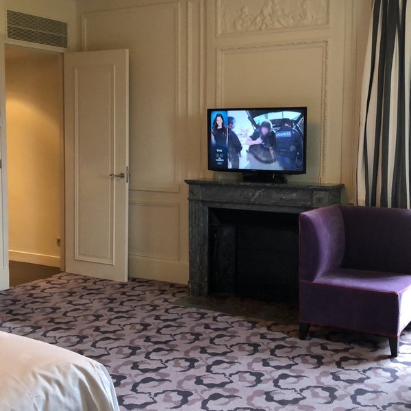 Photo taken at Waldorf Astoria Versailles - Trianon Palace by Luz V. on 11/2/2019