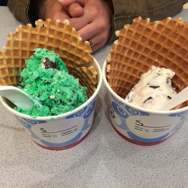 Got a small coconut custard with chocolate flakes scooped up in a not fully washed raspberry scoop and a small 'premium' pistachio with brownie chunks that tasted like chemicals VERY different sizes.