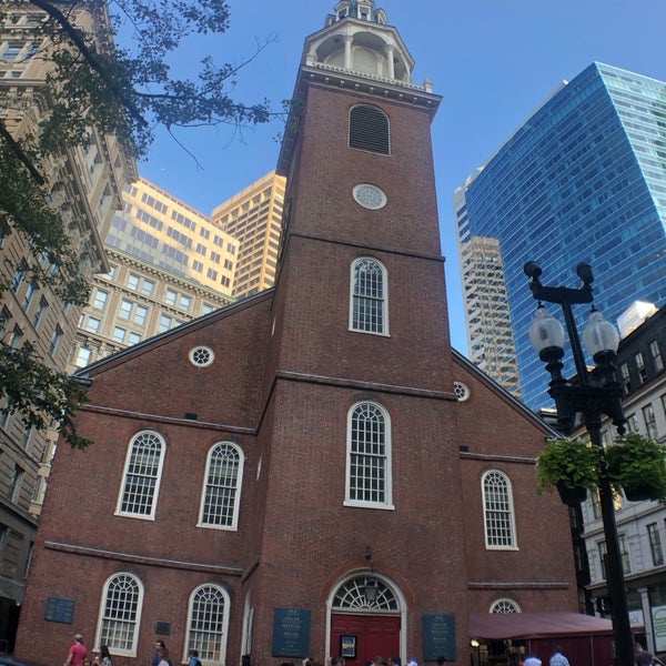 Photo taken at Old South Meeting House by 番茄 小. on 8/10/2019