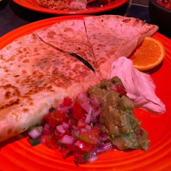Снимок сделан в Jose&#39;s Mexican Restaurant пользователем 番茄 小. 10/12/2019