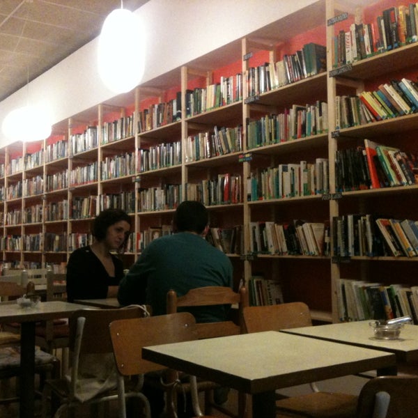 Photo taken at Babèlia Books &amp; Coffee by Timas E. on 4/10/2013
