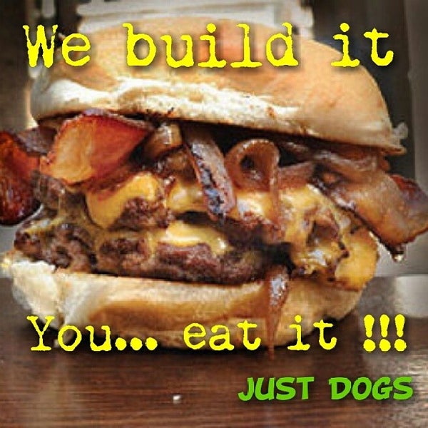 @ Just Dogs τωρα μπορείτε εκτός απο το καλύτερο Hot Dog της πόλης να δοκιμάσετε πραγματικά Burgers !! Απο το Double Bacon Cheddar melt εως το νηστίσιμό Veggie..