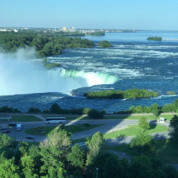 Снимок сделан в Niagara Falls Marriott on the Falls пользователем Steve K. 6/28/2019