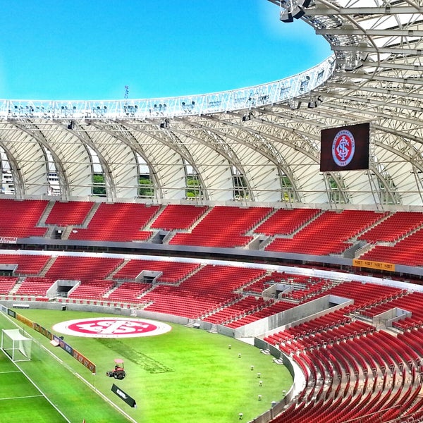 Foto tirada no(a) Estádio Beira-Rio por Carla A. em 11/16/2014