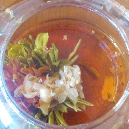 2/3/2013にMarianna M.がSalon de thé CHAI tea loungeで撮った写真
