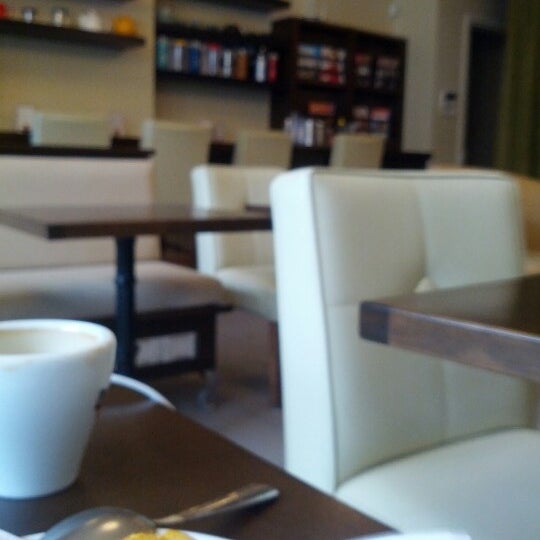 รูปภาพถ่ายที่ Salon de thé CHAI tea lounge โดย Marianna M. เมื่อ 1/28/2013