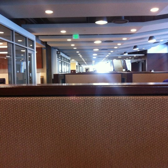 11/7/2012にJason C.がLeo F. Cain University Libraryで撮った写真