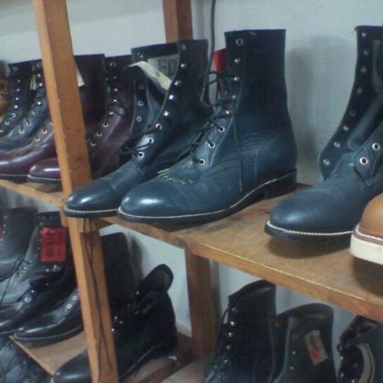 Cowtown Boots Factory Outlet - Shoe 