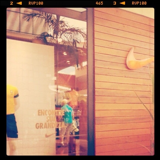 loja da nike dom pedro