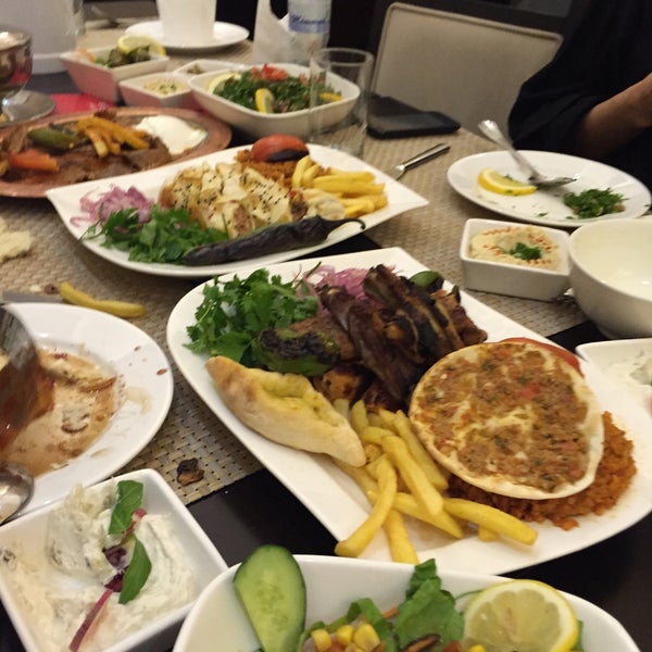 Photo taken at Ennap Restaurant مطعم عناب by Iman F. on 2/15/2015