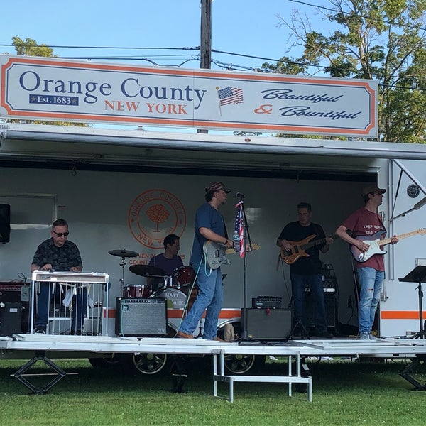 Monroe Ponds Park in Monroe