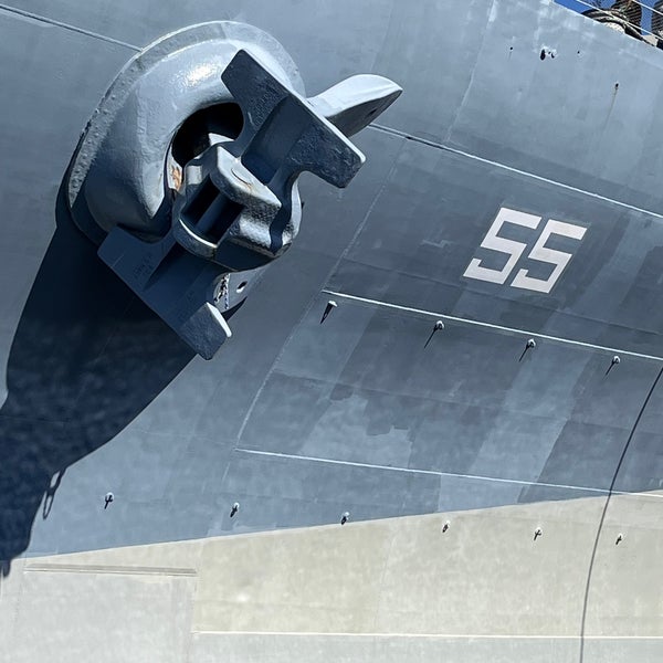 Снимок сделан в Battleship North Carolina пользователем Sandi D. 11/19/2022