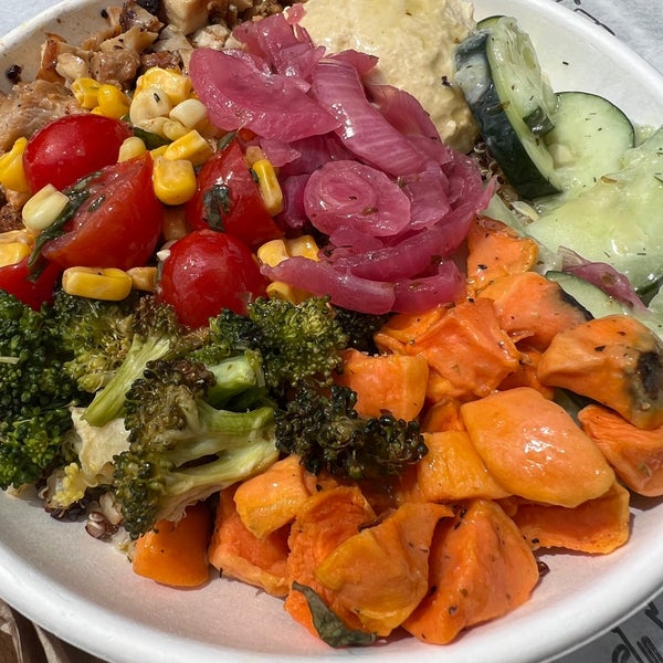 Piada Italian Street Food Oakley Cincinnati, OH