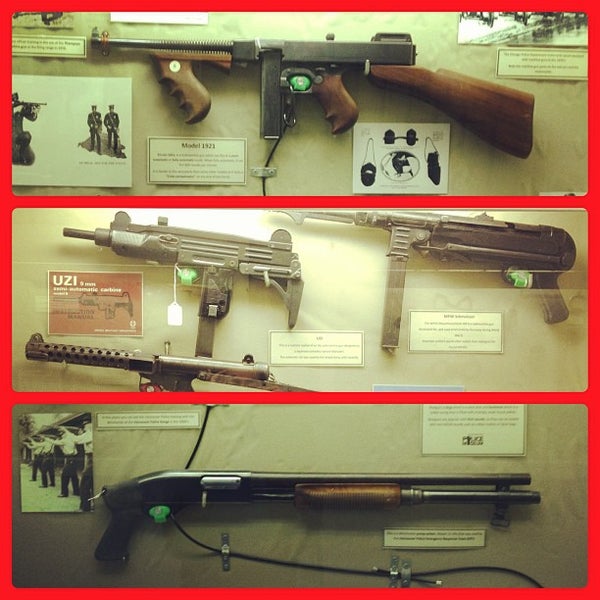 1/26/2013 tarihinde Kevin L.ziyaretçi tarafından Vancouver Police Museum'de çekilen fotoğraf