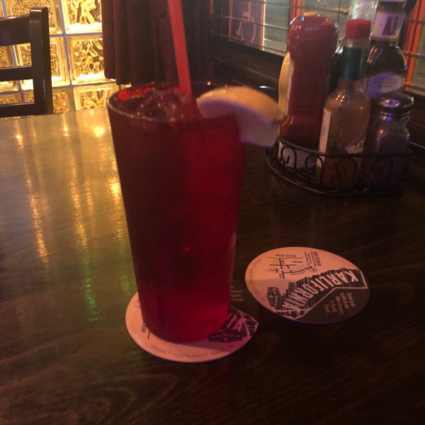 Photo taken at Timmy Nolan&#39;s Tavern &amp; Grill by Caitlyn D. on 11/7/2018