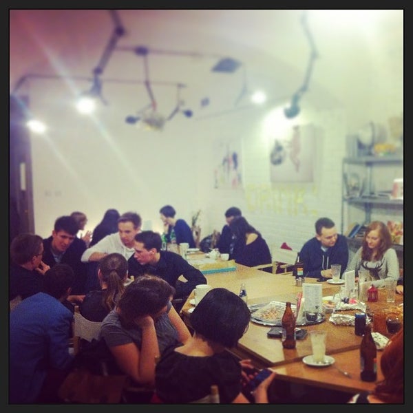 2/11/2014 tarihinde Bartek M.ziyaretçi tarafından Hanza Café'de çekilen fotoğraf