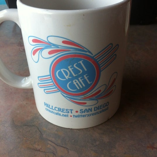 รูปภาพถ่ายที่ Crest Cafe โดย Hannah T. เมื่อ 11/27/2012