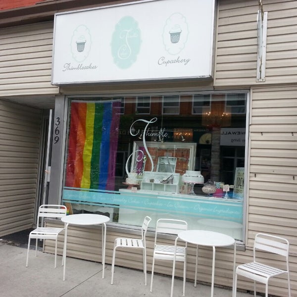 ThimbleCakes Cupcake Shop in Ottawa
