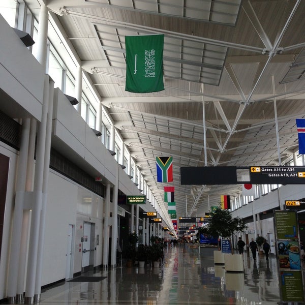 Photo taken at Washington Dulles International Airport (IAD) by Hanin N. on 5/10/2013