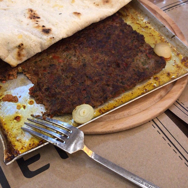 maraş tepsi et