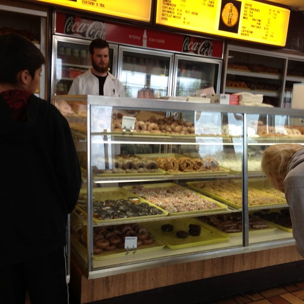 Photos at Bill's Donut Shop 75 tips